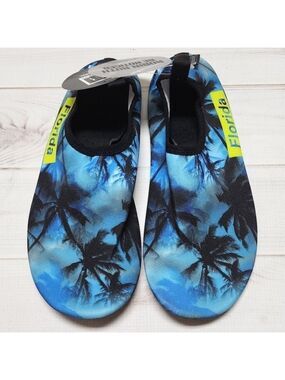 Robin Ruth Men's and Women's Florida Blue Palm Water Shoes Medium - New With Tag